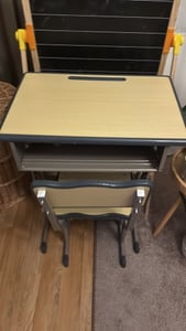 AIORBER Set scrivania e sedia per bambini regolabile in altezza, ergonomico, per studenti, robusto, in legno Foto del cliente 1