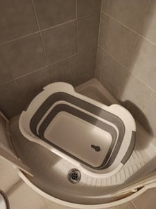 Cuvette pliable, lavabo, grande baignoire en silicone pour touristes AVEC ÉVACUATION Photo du client 1