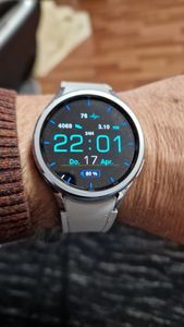 Samsung Galaxy Watch6 Classic SM-R950NZKADBT, 3,3 cm (1.3"), OLED, Touchscreen, 16 GB, GPS, 52 g Kunden-Foto 1