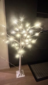COSTWAY Arbre lumineux LED 120cm, arbre de bouleau avec lumières LED blanc chaud, arbre de Noël artificiel, sapin, arbre de Noël, arbre artificiel, arbre de décoration Photo du client 3