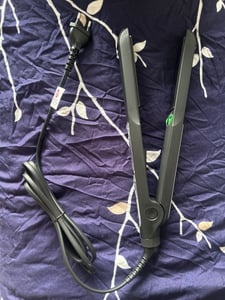 Braun Satin Hair 7 ST710, Glätteisen, Warm, 130 °C, 200 °C, 40 s, Schwarz Kunden-Foto 1