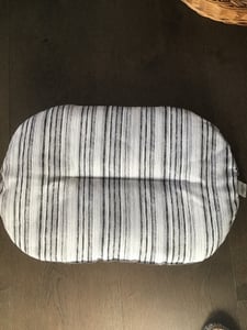 Hundebett, Ovales Kissen Toronto TYROL, 60 x 40 x 3 cm, Weiches Hundekissen, Waschbar bei 30°C Kunden-Foto 1