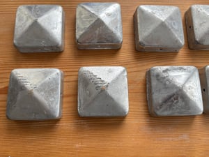 10x Pfostenkappe Pyramide 91x91 mm Zaunkappe Zierkappe Pfahl Kappe feuerverzinkt Kunden-Foto 1
