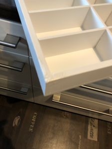 Creative Deco Weiße Setzkasten Sammelbox Holz Holztablett 28 Fächer | 44,5 x 40 x 3 cm | Bemalen Holz Sortierung Speicherregal Box Drucker | Perfekt für Decoupage, Lagerung, Dekoration Kunden-Foto 2