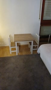 roba Kindersitzgruppe 'Woody' - 2 Kinderstühle & 1 Tisch - Sitzgarnitur / Sitzmöbel für Kinder in Holzdekor & Weiß Kunden-Foto 1