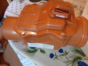 Pestan Rückstauklappe DN 110 Rückstauverschluß Pestan Kunden-Foto 1