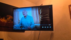 CHiQ L32FM10V, 81,3 cm (32"), 1920 x 1080 px, LED, Smart TV, Wi-Fi, Czarny Zdjęcie produktu od klienta nr 1