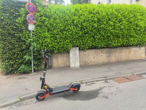 JOYOR S5 ABE- Faltbar Elektroroller - 500W Motor 48V13AH Akku 10 Zoll Reifen - Schwarz Kunden-Foto 7