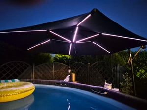 Parasol de luxe LED avec éclairage RGB, télécommande incluse,APP, parasol ampli, parasol de jardin 350 cm - crème Photo du client 2