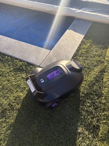 Kabelloser Poolroboter Redkey S200–Doppelmotor, 180 Minuten Akkulaufzeit, starke Saugleistung, Doppelfilter, Reichweite bis 3M Kunden-Foto 5