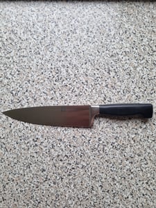 Ensemble de couteaux ZWILLING Four Star, 5 pièces – Bloc en bois et caoutchouc, couleur noire – Couteaux de cuisine FRIODUR, trempés au froid, incluant des ciseaux universels Photo du client 4