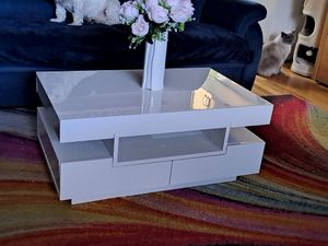 Merax Couchtisch hochglanz schwarz, Couchtisch mit 4 Schubladen inkl. LED, Beistelltisch Wohnzimmertisch Kaffeetisch, 80x50x36cm, modernes Design Kunden-Foto 1
