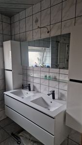Badmöbel Set 120 cm Schwarz Badezimmermöbel Hochschrank Waschtisch Spiegel 6Teilig Kunden-Foto 1