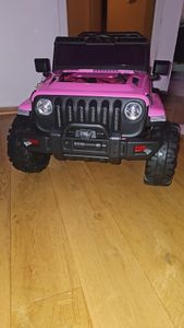 COSTWAY 12V Kinder Elektroauto mit 2,4G-Fernbedienung, 2,6-6 km/h, für Kinder ab 3 Jahre (Rosa) Kunden-Foto 2