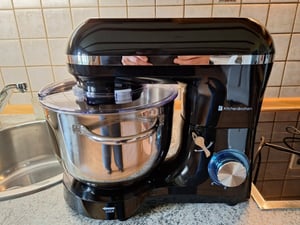 KitchenBrothers Küchenmaschine 2000W Schwarz - 6,2L Rührschüssel - Mixer Kunden-Foto 1