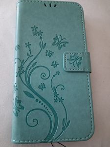 Cadorabo Hülle für Samsung Galaxy S25 Hülle in FLORAL TÜRKIS Schutzhülle im Blumen Design mit Magnetverschluss, Standfunktion und Kartenfächern Book Case Cover Kunden-Foto 1