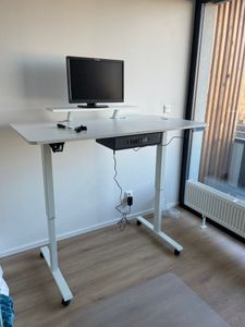 Hilodesk l schreibtisch elektrisch höhenverstellbar elektrisch schreibtische eckschreibtisch l förmiger tisch stehpult bürotische, 150cm, Braun Kunden-Foto 1
