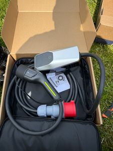 JUNSUN Typ 2 Ladekabel CEE32A-Stecker 22kW[3-phasig, 5m, 6-32A], EV Ladegerät mit Steuerbarer Digitalanzeige für Elektroauto Kunden-Foto 4
