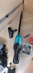 Makita DCL180ZB, Odkurzacz stojący 2 w 1, Bez worka, Czarny, Niebieski, 0,65 l, 1,3 m³/min, Suchy Zdjęcie produktu od klienta nr 1