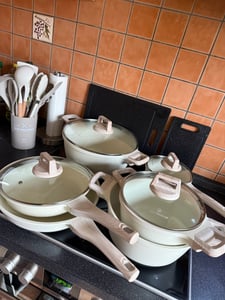 Just Perfecto JL-27: 15-teiliges Kochgeschirrset – Schwarz Kunden-Foto 1