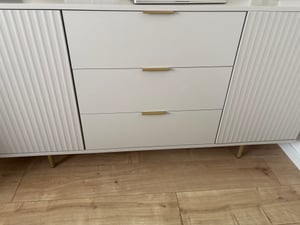 Kommode NUBIA NB-02 mit 3 Schubladen 2 Türen Sideboard 150 cm Mehrzweckschrank Anrichte Highboard SoftClose, Push-to-Open, Modern (Schwarz Matt) Kunden-Foto 3