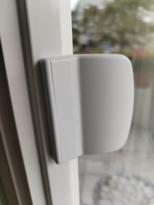 Kunststoff Balkontür Ziehgriff, Farbe:Braun RAL 8019 Kunden-Foto 1