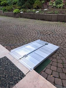 Wiltec Rollstuhlrampe faltbar 92 cm 270 kg, mobile Auffahrschiene als Rollirampe, Aluminium Kofferrampe, Flachrampe klappbar Kunden-Foto 1