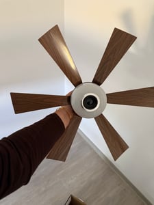 Deckenventilator mit Licht Ø60cm 48W Deckenlampe mit Ventilator Bluetooth Musik & RGB Farbwechsel 3 Geschwindigkeiten LED Dimmbar Fernbedienung Kunden-Foto 2