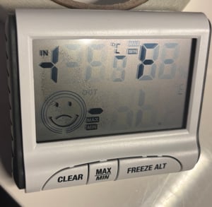 Thermometer Hygrometer Digital Innen LCD Raumthermometer Feuchtigkeitssensor Luftfeuchtigkeit Temperatur Innenräume Büro Babyzimmer Wohnzimmer Retoo Kunden-Foto 5