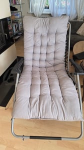 SKYSHALO, sedia che sfida la gravità, poltrona reclinabile da 33 pollici per uso interno ed esterno, poltrona lounge regolabile con cuscino, poggiapiedi e portabicchieri, supporta fino a 500 libbre, Foto del cliente 1