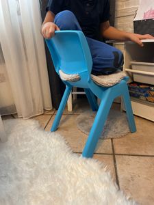 Kinderstuhl blau 410x335x555 mm stabil kippsicher wetterfest bis 100 kg belastbar Kunden-Foto 1