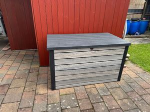 Keter Gartenbox "Ontario" 870L - Holzoptik Pinie - 147x83x86 cm - mit Gasdruckfedern Kunden-Foto 1