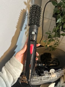 BaBylissPRO BAB2770E vlasový stylingový nástroj Teplovzdušná kefa Steam Black 800 W 2,7 m Fotografia od zákazníka č. 1