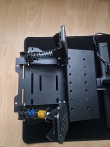 Thrustmaster Raceline LC Upgrade, Pedál, Černá, 100 kg, Thrustmaster Raceline, 350 mm, 360 mm Fotografie od zákazníka č. 1