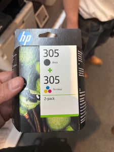HP 305 6ZD17AE 301 2 Pack Tri Color Black Original Ink Cartridge Cartuccia d'Inchiostro 2 pz Originale Resa Standard Nero Ciano Magenta Giallo Foto del cliente 1