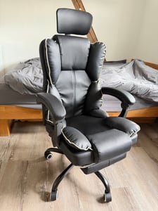 Gaming-Stuhl mit Ventilator, Bürostuhl, Luftkühler und Kühlung – Belüfteter Kühlsitz, mit Liegefunktion,  sanfte Vibrationsmassage, Schwarz Kunden-Foto 14