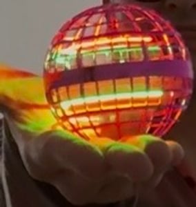 Fliegender Ball , Flying Spinner, Magic Hover Schwebe Ball, Magischer Ball, Zauberball, LED UFO Ball Toys, Bumerang, Spielzeug Drohne Red.Farbe:Blau und Lila Kunden-Foto 1