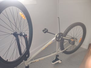 BMX HILAND Freestyle 26 pouces, vélo pour enfants avec 2 pegs en acier, roue libre, pour garçons et filles à partir de 9, 10, 11 et 12 ans, bleu Photo du client 3