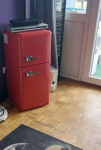 Retro chladnička s mrazničkou Merax BCD-86, vintage chladnička, nastavitelné police a nožičky, dvojité dveře a LED, výška 87 cm, 60 l Fotografie od zákazníka č. 3