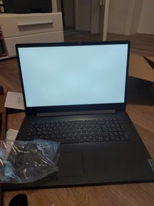 Lenovo Laptop | 17,3" | Intel U300 | 5 x 4.40 GHz | 24 GB RAM | 2000 GB SSD | Win 11 Kunden-Foto 2