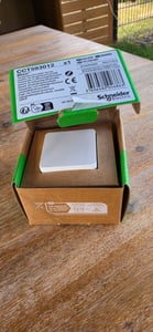 SCHNEIDER ELECTRIC Smart Home Wiser Temperatur-/ Luftfeuchtigkeitssensor CCT593012 Kunden-Foto 1