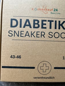 10 Paar Diabetiker Sneaker Socken ohne Gummibund & ohne Naht - 70228T Schwarz 43-46 Kunden-Foto 1