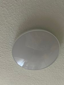 Deckenlampe, die Montage ist nicht leicht. 