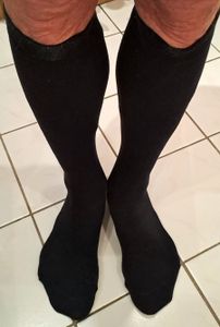 2 I 4 Paar Stützstrümpfe Reisestrümpfe Kompressionsstrümpfe Damen & Herren Stützkniestrümpfe 41900 - 2 Paar Schwarz 43-46 Kunden-Foto 1