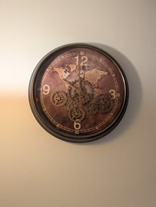 Wanduhr XL Ø 62 cm Weltkarte formano Kunden-Foto 1