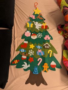 3D Filz-Weihnachtsbaum-Set: Geschmückter Tannenbaum mit Ornamenten für Kinder – Kreative DIY-Filzdekoration für Ihr Zuhause – FELTPINETREE Kunden-Foto 1