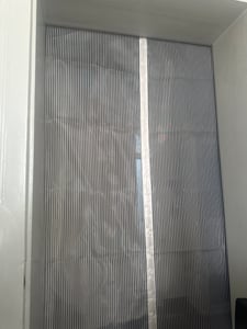Sekey Fliegengitter Tür Magnet Balkontür, Insektenschutz tür 130x220cm, Katzensicher, Langlebig, Geruchsfrei und Ungiftig, Schwarz Kunden-Foto 5