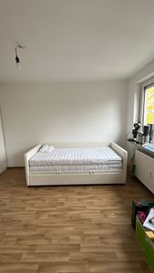 Polsterbett Ausziehbares Schlafsofa 90/180 * 200 cm mit Lattenrosten, Multifunktionsbett aus hautfreundlichem Samtstoff Grau Kunden-Foto 1
