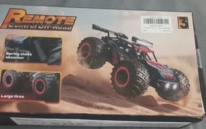 Zdalnie sterowany terenowy monster truck, prędkość 80 km/h, kolor niebieski, 1 akumulator Zdjęcie produktu od klienta nr 1