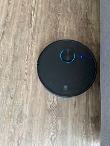 Robot aspirapolvere a secco TU20UL 8000 Pa di potenza di aspirazione, robot aspirapolvere con stazione di aspirazione 4L, 200min, rilevamento laser degli ostacoli supportato da AI Foto del cliente 7